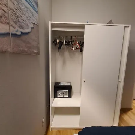 Apartment Berto - 500m To The
